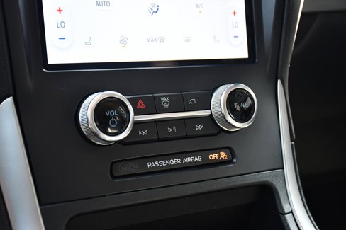 Used 2022 Ford Edge SEL w/ Convenience Package image 30