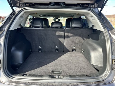 Used 2021 Jeep Compass Trailhawk image 6