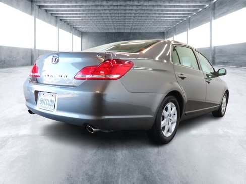 Used 2006 Toyota Avalon XL image 3