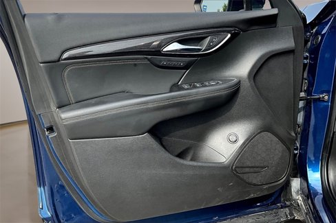 Used 2023 Buick Envision Essence image 17
