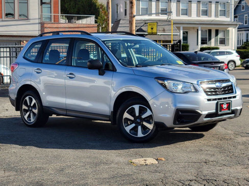 Used 2017 Subaru Forester 2.5i w/ Alloy Wheel Package image 4