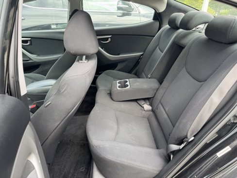 Used 2015 Hyundai Elantra SE w/ Option Group 03 image 19