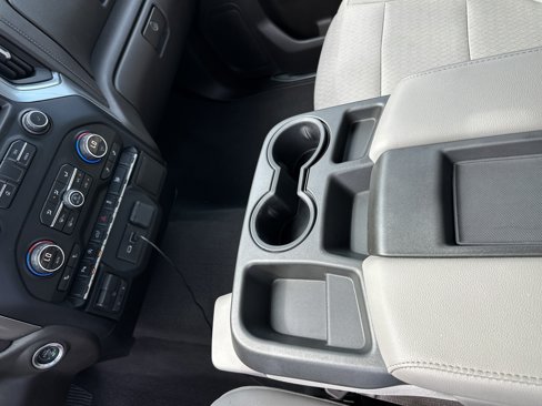 Used 2019 Chevrolet Silverado 1500 LT w/ All-Star Edition image 30