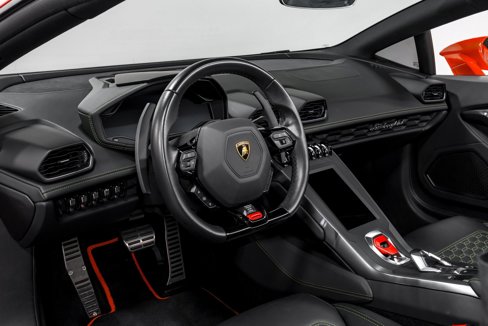 Used 2023 Lamborghini Huracan EVO image 12