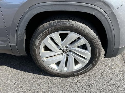 Used 2023 Volkswagen Atlas Cross Sport SE image 7