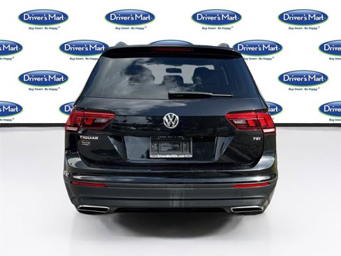 Used 2018 Volkswagen Tiguan S image 7