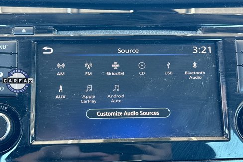 Used 2020 Nissan Rogue S image 27
