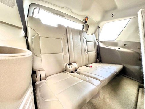 Used 2018 GMC Yukon SLT image 16