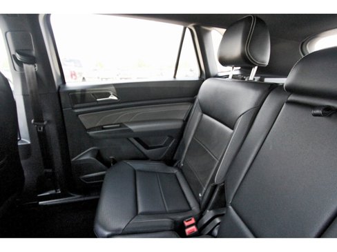 Used 2023 Volkswagen Atlas Cross Sport SE image 14
