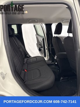 Used 2021 Jeep Renegade Latitude w/ Convenience Group image 30