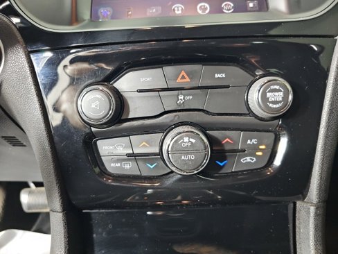 Certified 2016 Chrysler 300 S image 20