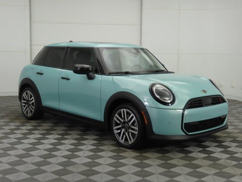 Certified 2025 MINI Cooper S image 3