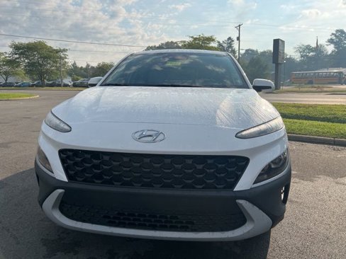 Used 2022 Hyundai Kona SE image 8