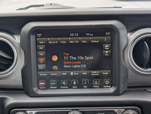 Used 2020 Jeep Wrangler Unlimited Sahara image 18