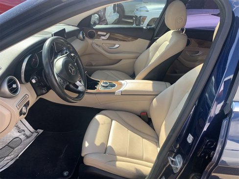 Used 2017 Mercedes-Benz C 300 4MATIC Sedan image 5