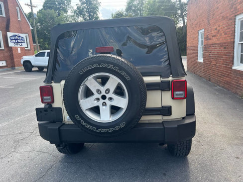 Used 2011 Jeep Wrangler Sport image 6