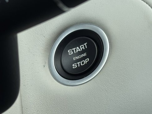 Used 2019 Land Rover Range Rover Velar R-Dynamic HSE image 46