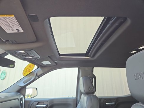 Used 2020 Chevrolet Silverado 1500 High Country image 28