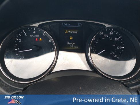 Used 2016 Nissan Rogue SV image 14