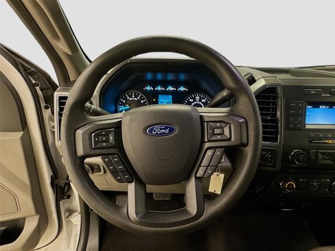 Used 2018 Ford F150 XLT image 11