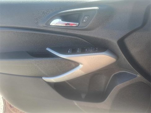 New 2025 Chevrolet Trax RS w/ Driver Confidence Package image 14