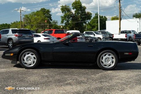 Used 1992 Chevrolet Corvette Convertible image 13