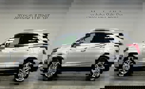 Used 2019 Cadillac XT5 Premium Luxury image 2