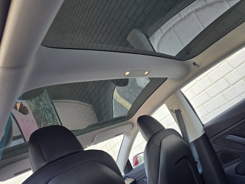 Used 2018 Tesla Model 3 Long Range image 41