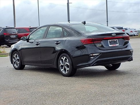 Used 2019 Kia Forte LXS image 28