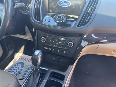 Used 2019 Ford Escape Titanium image 11