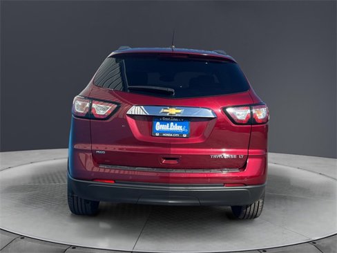 Used 2015 Chevrolet Traverse LT image 4
