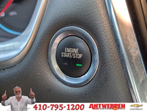Used 2021 Chevrolet Traverse LT w/ LT Premium Package image 28