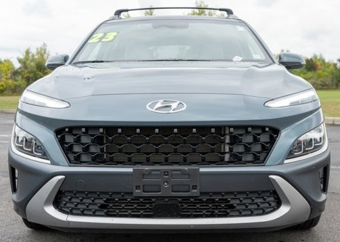 Used 2023 Hyundai Kona Limited image 3