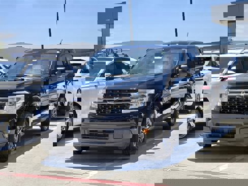 Used 2022 Ford Maverick XLT image 2