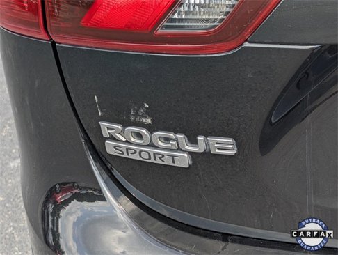 Used 2019 Nissan Rogue Sport S image 7
