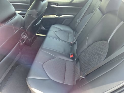 Used 2023 Toyota Camry XSE image 30