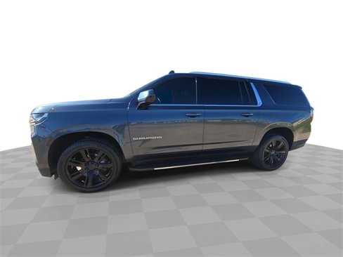 Certified 2021 Chevrolet Suburban LT image 1