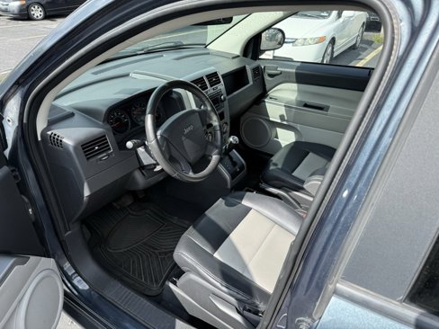 Used 2007 Jeep Compass Limited image 7