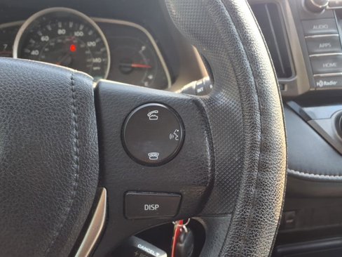 Used 2015 Toyota RAV4 XLE image 17