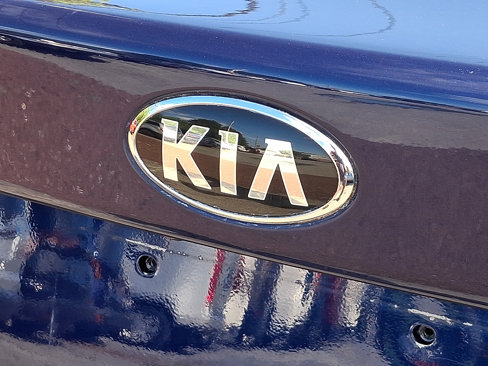 Used 2016 Kia Optima LX image 29