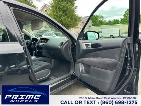 Used 2013 Nissan Pathfinder S image 13