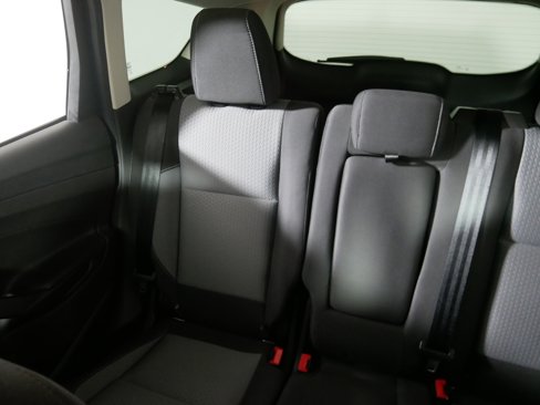 Used 2018 Ford Escape SE image 12
