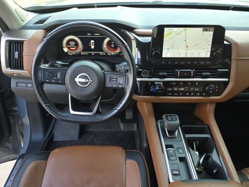 Used 2022 Nissan Pathfinder Platinum w/ Cargo Package image 20