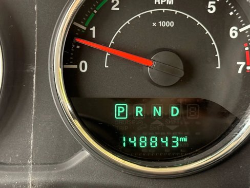 Used 2016 Jeep Wrangler Unlimited Sahara w/ Connectivity Group image 17