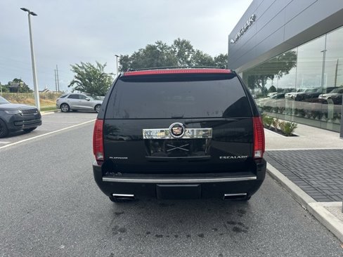 Used 2014 Cadillac Escalade Platinum image 3