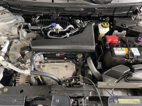 Used 2019 Nissan Rogue SV w/ Premium Package image 32