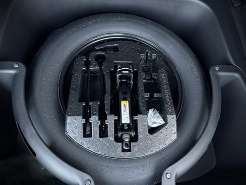Used 2020 Jeep Grand Cherokee Altitude image 26