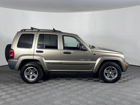 Used 2004 Jeep Liberty Sport w/ PWR Convenience Group image 3