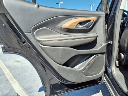 Used 2021 GMC Terrain SLE w/ Elevation Edition image 21