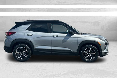 Used 2023 Chevrolet TrailBlazer RS image 3